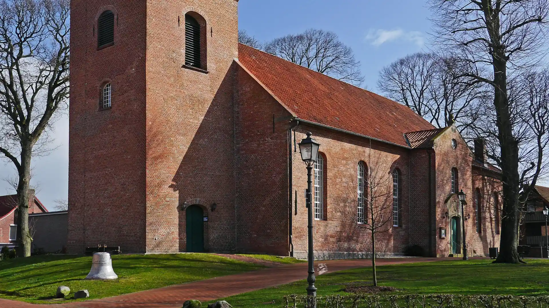Kirchplatz in der Innenstadt von Wittmund